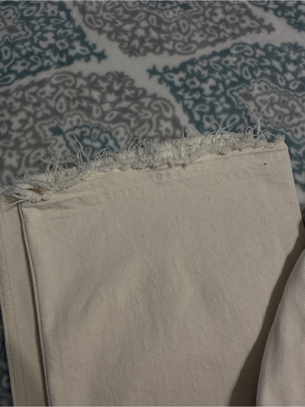 AE77 American Eagle Outfitters Vintage Flare Jeans in Beigh white 26 Short - Picture 5 of 7